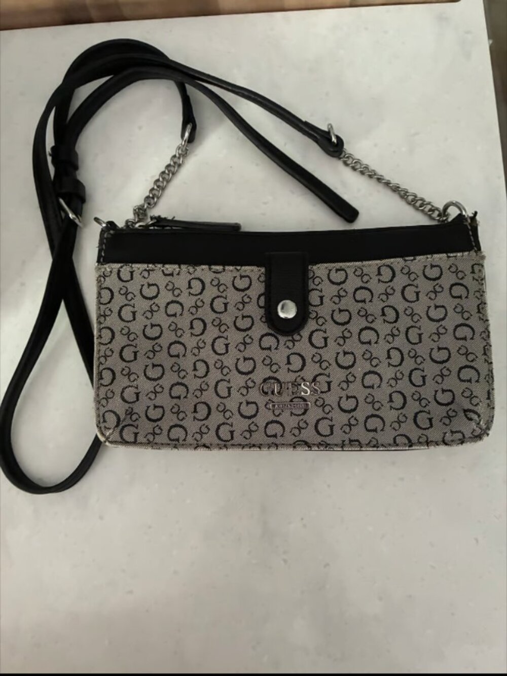 Guess crossbody